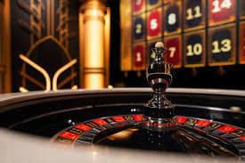 topjitu slot Crazy Time live wheel game show with dealer, spinning wheel segments, and real-time betting interface